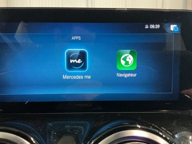 MERCEDES-BENZ GLB 200 Luxury Line Attelage  