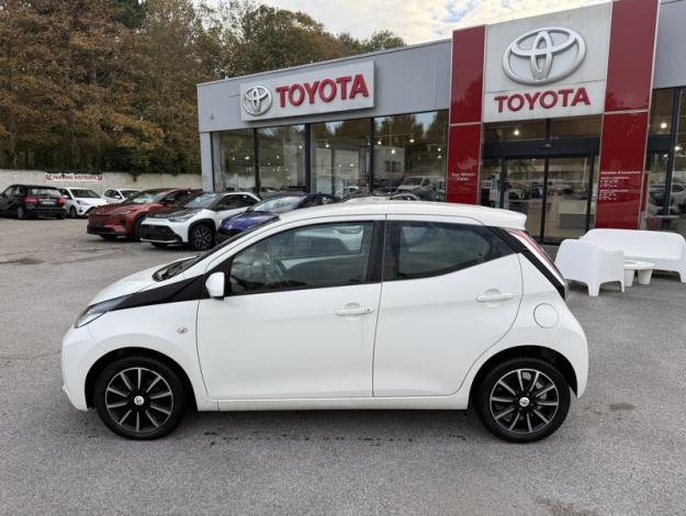 TOYOTA Aygo x-play  1.0 69 ch 