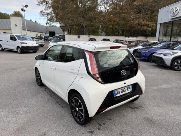 TOYOTA Aygo x-play  1.0 69 ch 