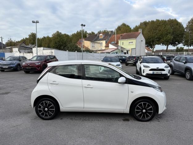 TOYOTA Aygo x-play  1.0 69 ch 