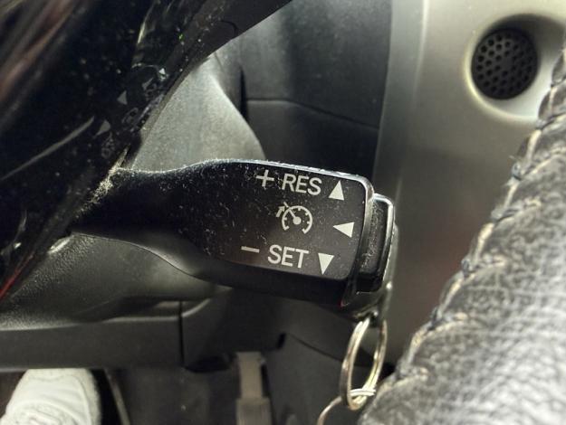 TOYOTA Aygo x-play  1.0 69 ch 