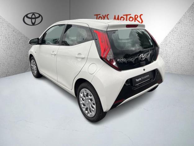 TOYOTA Aygo 1.0 69  X-PLAY  