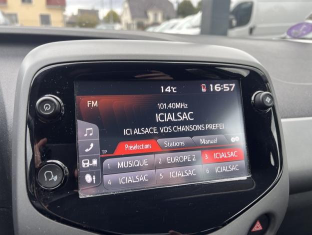TOYOTA Aygo 1.0 69  X-PLAY  