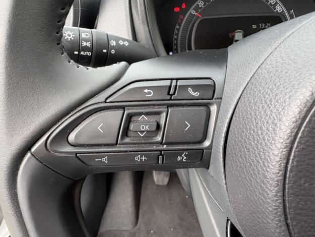 TOYOTA Aygo X 1.0 VVT-I 72 DYNAMIC  