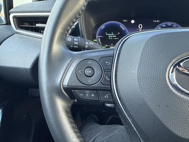 TOYOTA Corolla 1.8 HYBRID 140 COLLECTION  