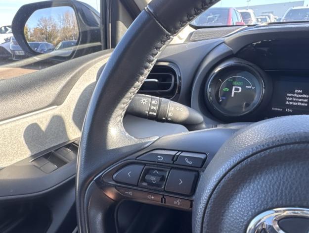 TOYOTA Yaris 1.5 HYBRID 116H ICONIC   