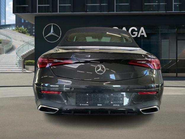 MERCEDES-BENZ CLE 200 Cabriolet AMG Burmester Attelage  