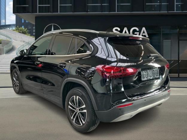 MERCEDES-BENZ GLA 250 e Luxury Line Attelage  