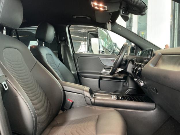 MERCEDES-BENZ GLA 250 e Luxury Line Attelage  