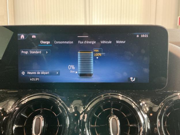 MERCEDES-BENZ GLA 250 e Luxury Line Attelage  