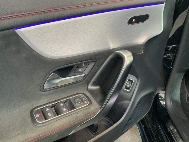 MERCEDES-BENZ CLA-Class CLA 180