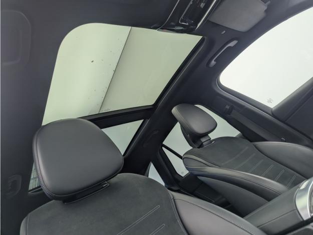 MERCEDES-BENZ GLC SUV GLC 300 e  Hybrid EQ 4MATIC AMG Line  GLC 300 e  Hybrid EQ 4MATIC AMG Line