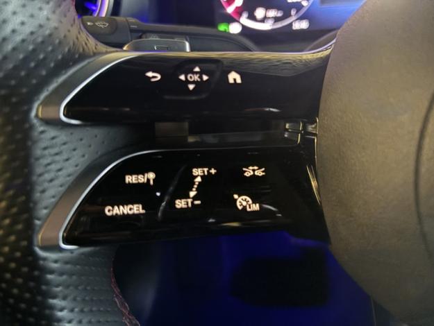 MERCEDES-BENZ Classe A 180 AMG Line  
