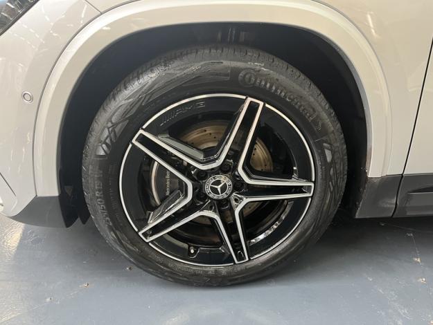 MERCEDES-BENZ GLA 200 d AMG Line  