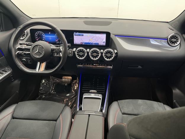 MERCEDES-BENZ GLA 200 d AMG Line  
