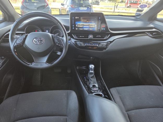 TOYOTA C-HR 122h Design  