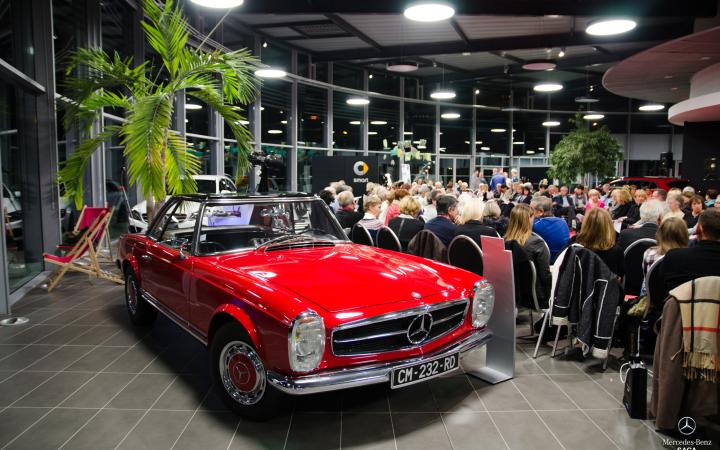 Défilé de mode par Sophie Doucet dans la concession SAGA Mercedes Lille