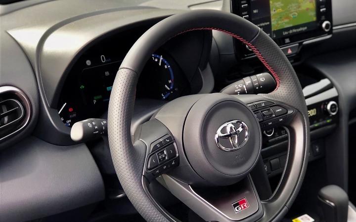 Nouvelle Yaris Cross Hybride GR Sport