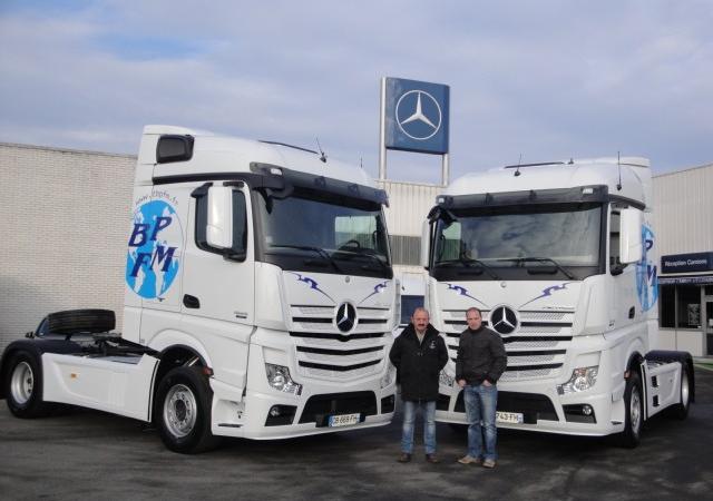 Livraison de 2 nouveaux Actros à l'entreprise TBPFM