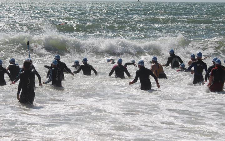 TRIATHLON DES ENTREPRISES TOYS MOTORS 2016