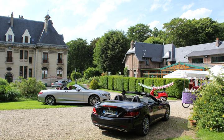 Présentation des cabriolets au Château de Hendecourt