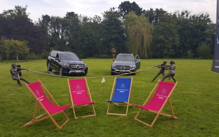 Présentation des cabriolets au Château de Tilques