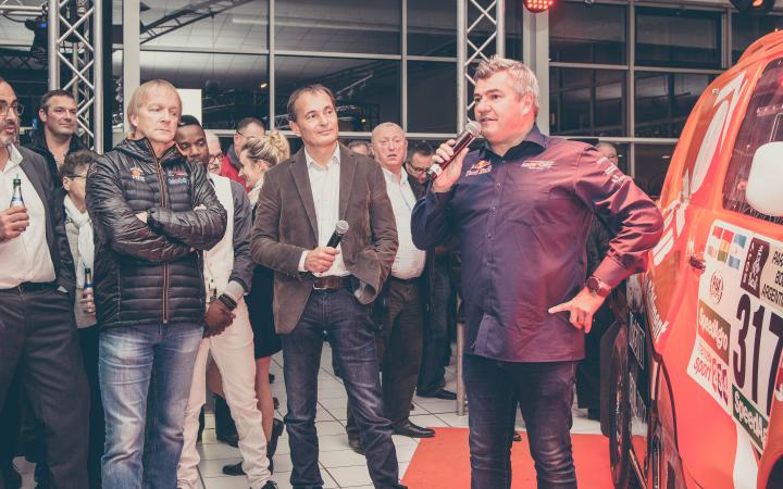 Le Havre : C-HR et Hilux Dakar 2017