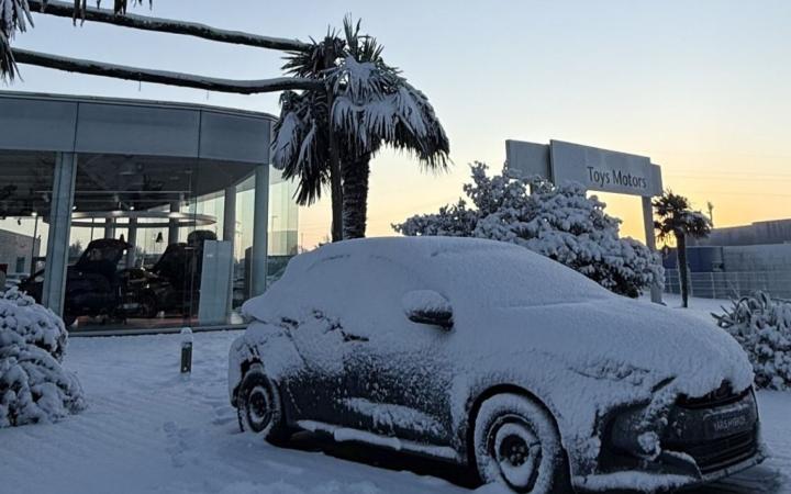 La neige s'invite chez Toys Motors