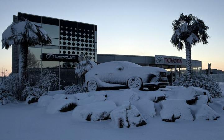 La neige s'invite chez Toys Motors