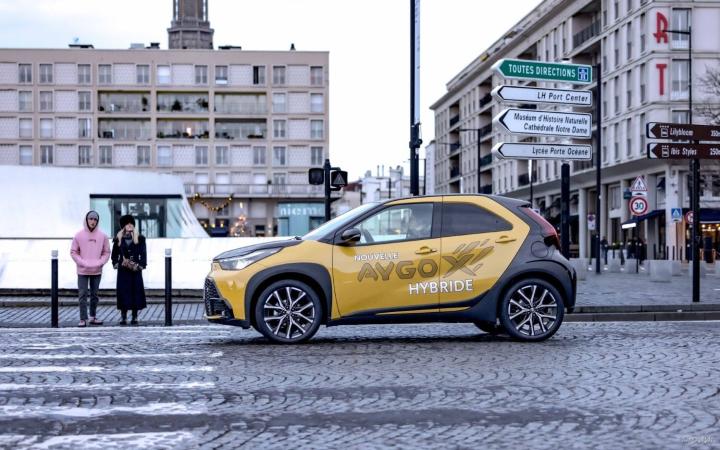 La nouvelle Toyota Aygo X en balade au Havre