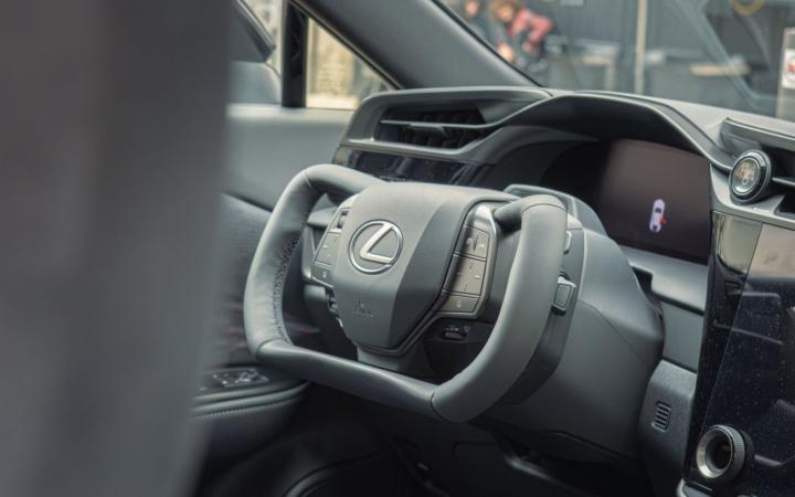 Le nouveau Lexus RZ