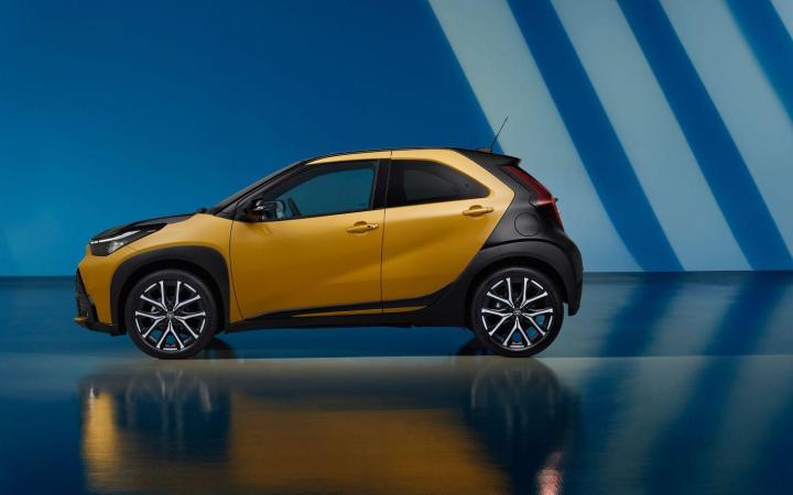 AYGO X