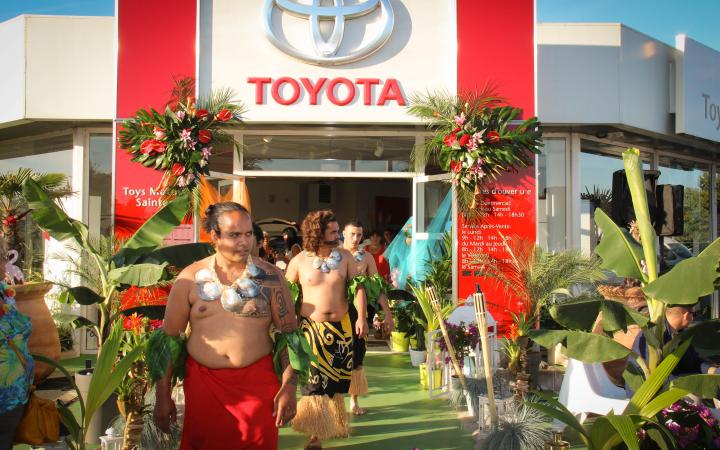 Toys Motors Saintes : L'hybride sous les tropiques