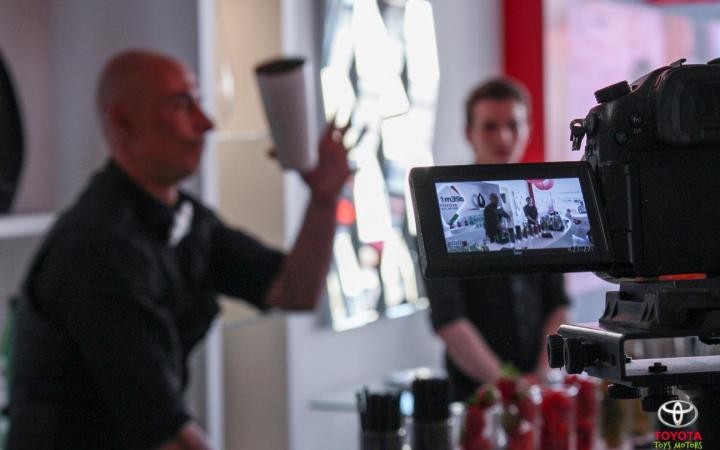 Toys Motors Rouen : Nouveau Showroom et ambiance estivale