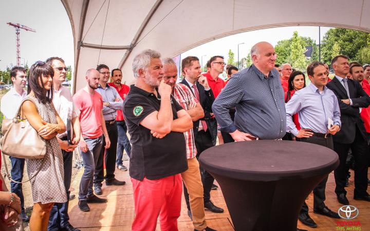 Toys Motors Valenciennes : Pose de la première pierre