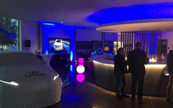 LANCEMENT LEXUS CT
