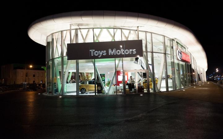 Toys Motors Valenciennes : Ouverture et inauguration