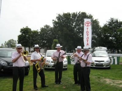 Tous sous les ordres pour le Prix TOYS MOTORS !