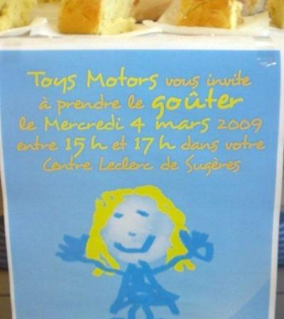 TOYS MOTORS la Rochelle - Rochefort invite ses clients à prendre le goûter...