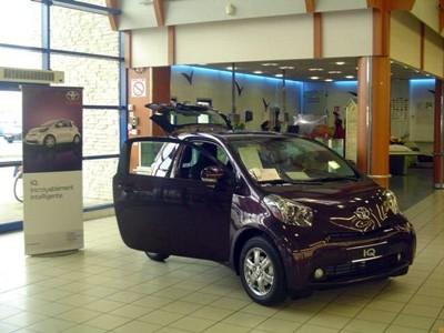 TOYS MOTORS la Rochelle - Rochefort invite ses clients à prendre le goûter...