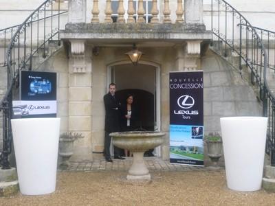 Lexus Tours au Château de Beaulieu pour les Essais Hybrides Lexus
