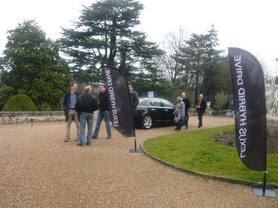 Lexus Tours au Château de Beaulieu pour les Essais Hybrides Lexus