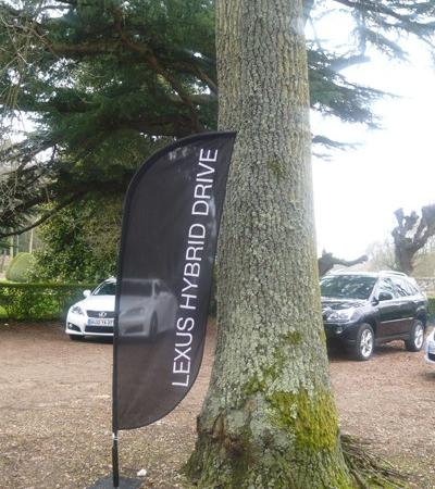 Lexus Tours au Château de Beaulieu pour les Essais Hybrides Lexus
