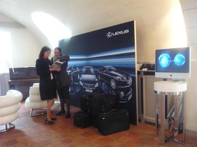 Lexus Tours au Château de Beaulieu pour les Essais Hybrides Lexus
