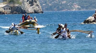 L'équipe Sablaise 3ème sur la Course Internationale de Pirogues à Toulon!