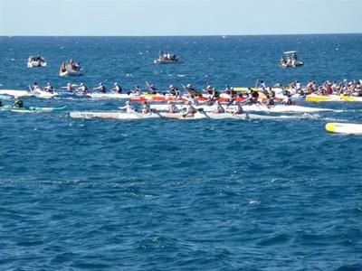L'équipe Sablaise 3ème sur la Course Internationale de Pirogues à Toulon!