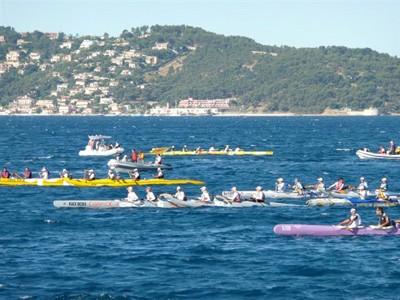L'équipe Sablaise 3ème sur la Course Internationale de Pirogues à Toulon!