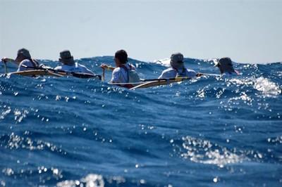 L'équipe Sablaise 3ème sur la Course Internationale de Pirogues à Toulon!