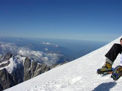 TOYOTA TOYS MOTORS au sommet de Mont Blanc