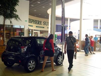 TOYOTA Toys Motors Rochefort (17) expose au centre commercial de Leclerc